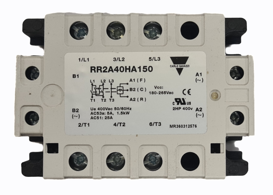 Semi conductor relay - for reversal of rotation direction