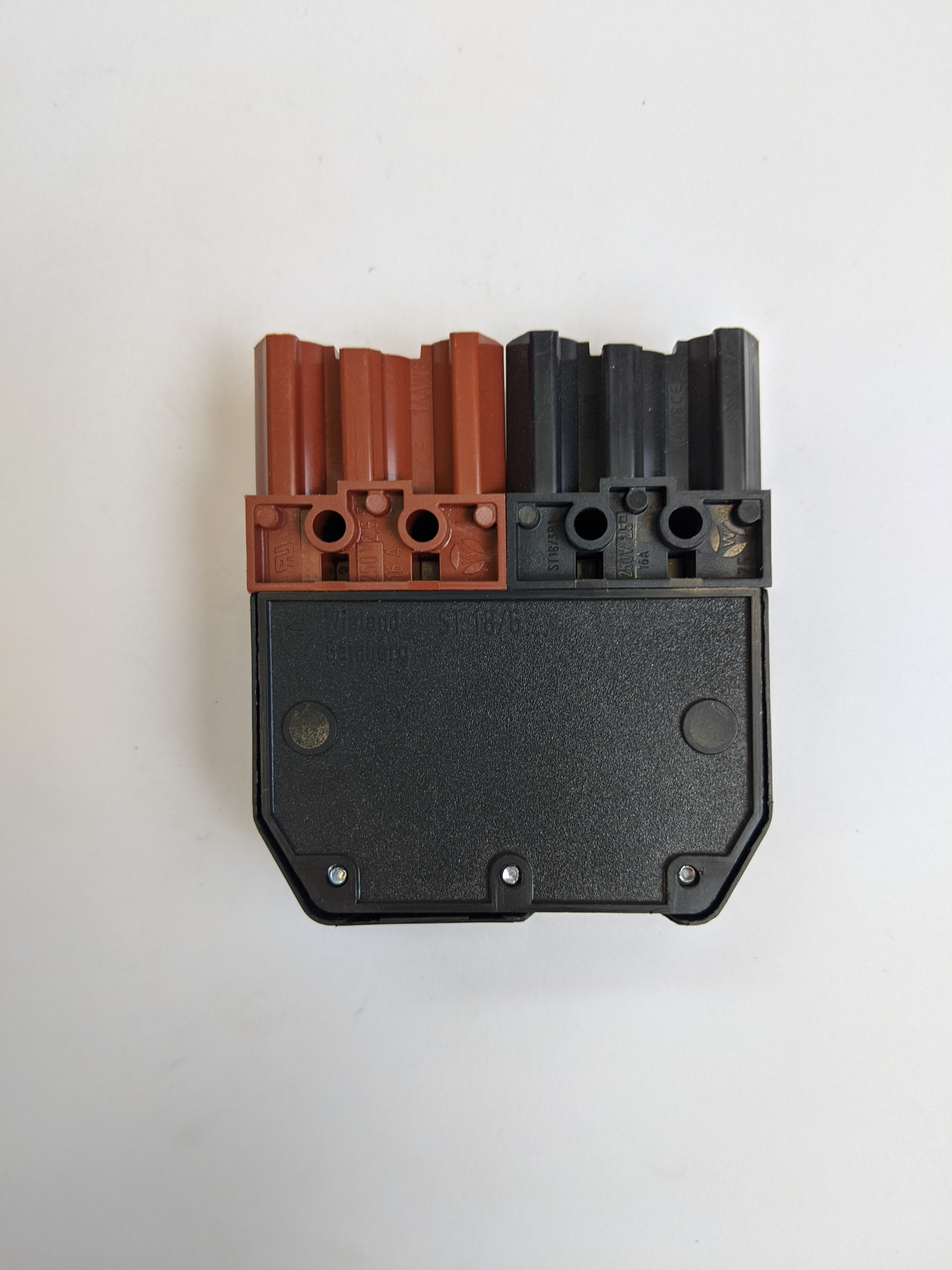 Wieland socket brown-black - ST18/6-Pin; 93.933.7553.0
