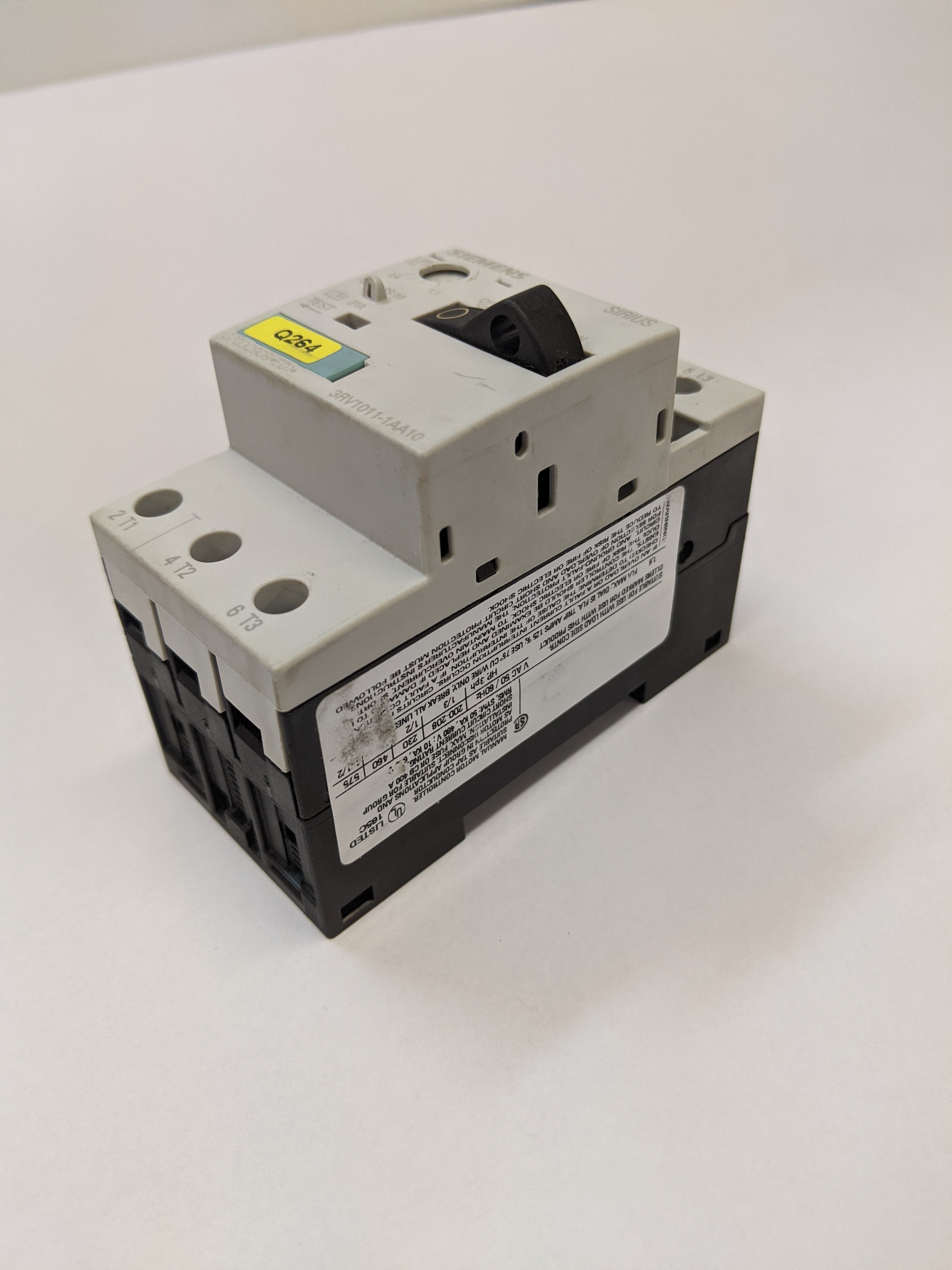 Motor protection switch 2,2-3,2 A - 3RV1011-1DA10 SIEMENS